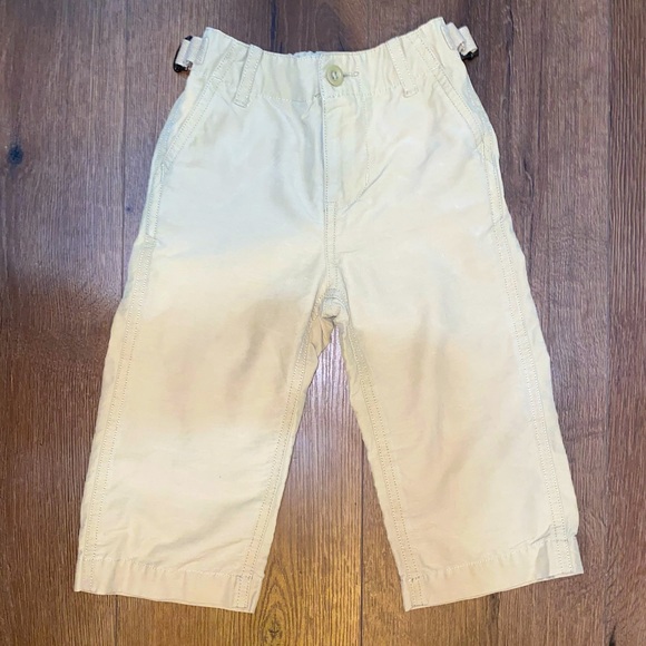Polo by Ralph Lauren Khaki Chino Pants w/ Adjustable Side Buckles (18 Months) - Picture 2 of 4